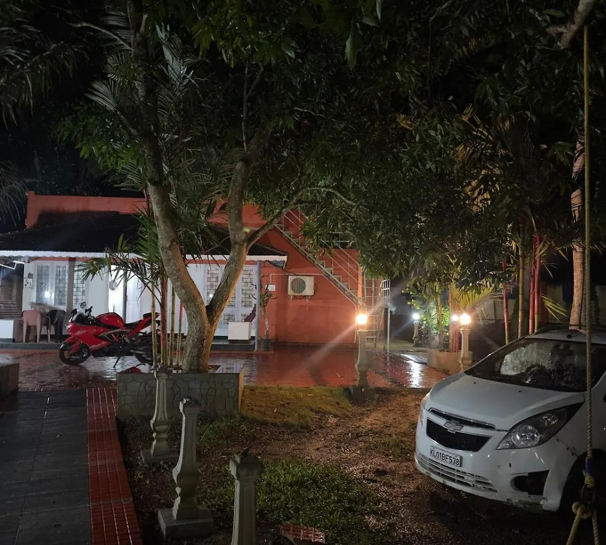 Lake View Villa 特里凡得琅
