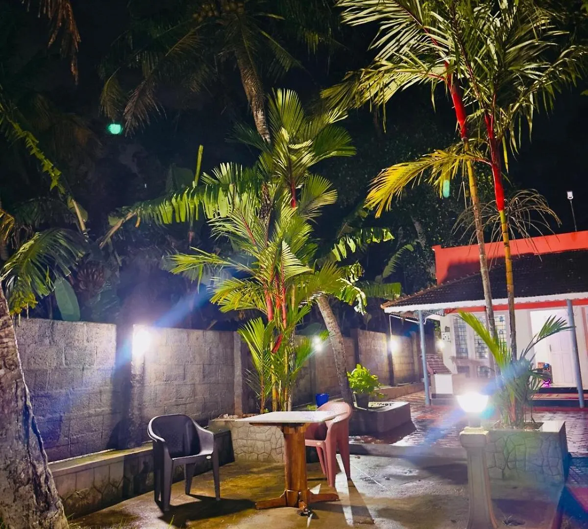 Lake View Villa Thiruvananthapuram