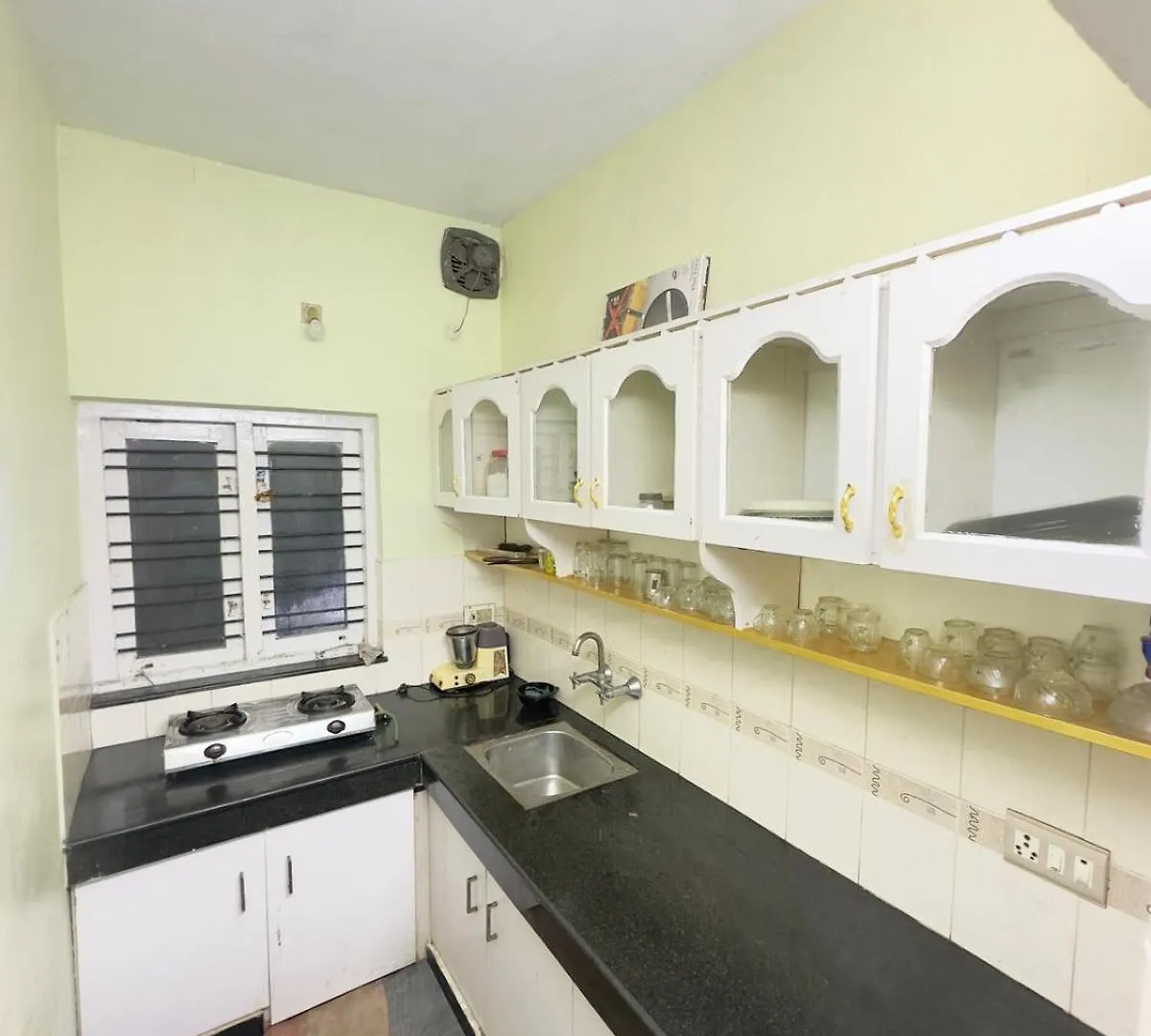 Lake View Villa Thiruvananthapuram